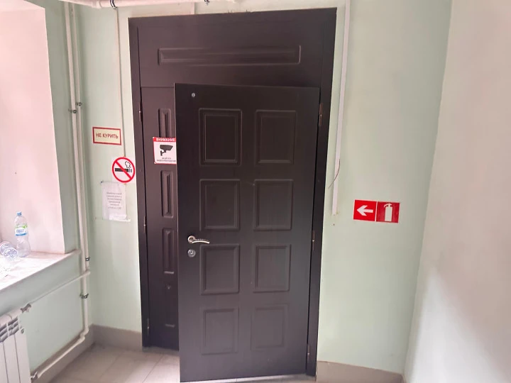 Нежилое помещение 438,3 кв.м. на Петроградской набережной